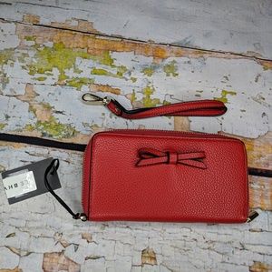 Galeries Lafayette Le BHV wallet with bow